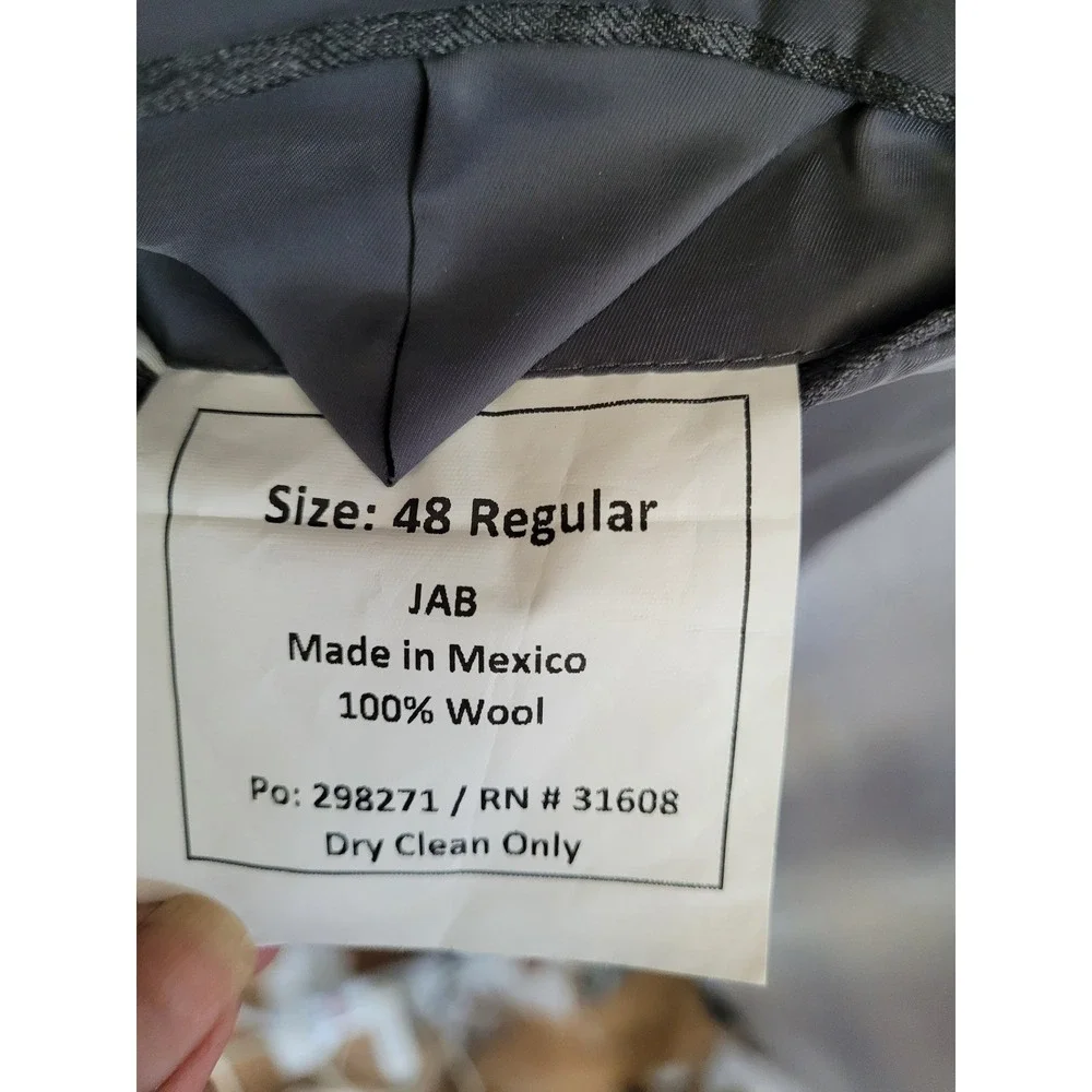 Jos. A. Bank Suit Mens 48R Wool Traveler Chelsea Gray Tailored Fit 2pc Business